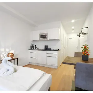 Апартаменты Easy Flat Hyrtlgasse, Вена