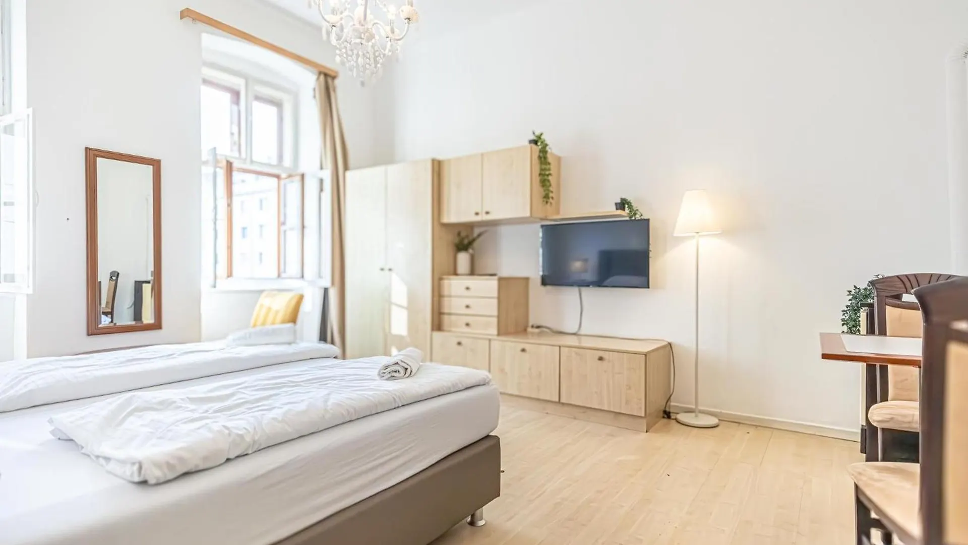 8 Min Walk To Wiener Stadthalle, Stylish 1Br Apt 0*, Bécs Ausztria