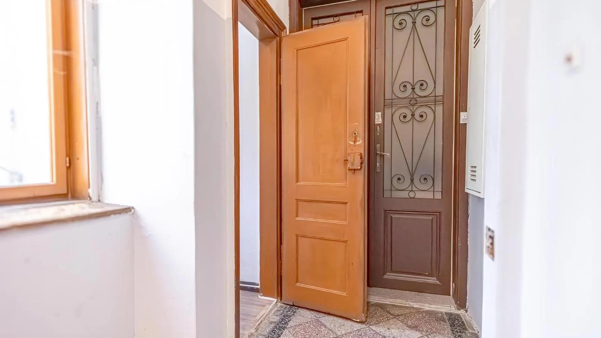 8 Min Walk To Wiener Stadthalle, Stylish 1Br Apt